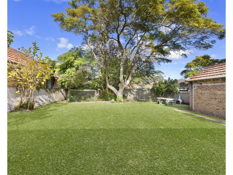 17 Lovett Street, Manly Vale NSW 2093