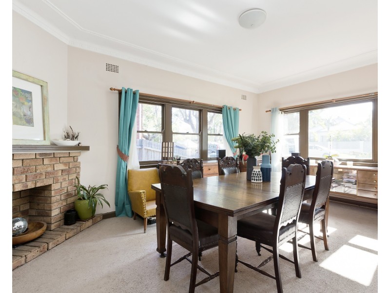 17 Lovett Street, Manly Vale NSW 2093