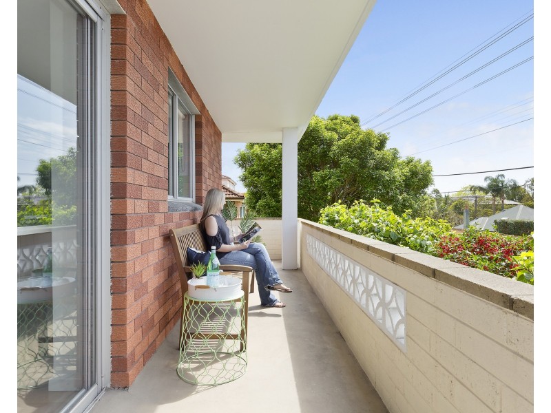 2/92 Harbord Road, Freshwater NSW 2096