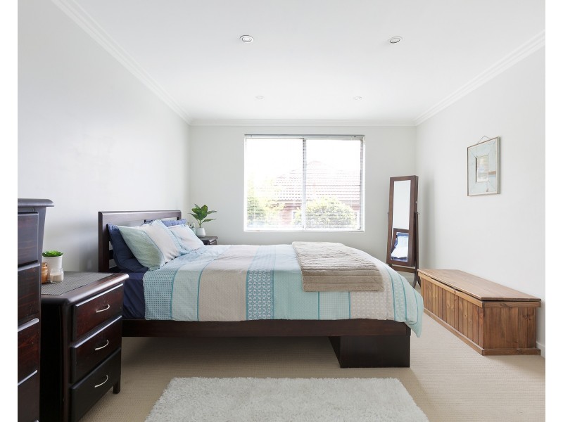 2/92 Harbord Road, Freshwater NSW 2096