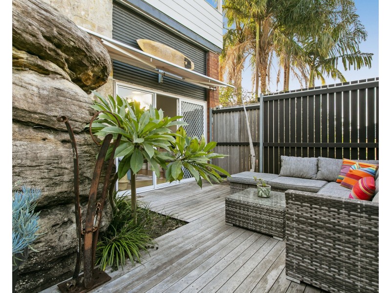 29a Wheeler Parade, Dee Why NSW 2099