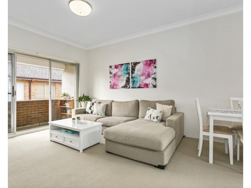 6/4 Holborn Avenue, Dee Why NSW 2099