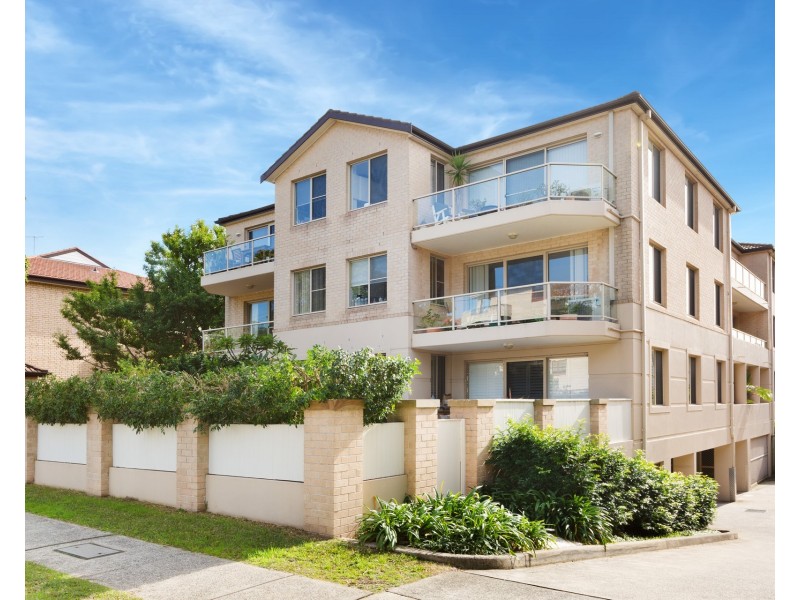 13/6-10 Boronia Street, Dee Why NSW 2099