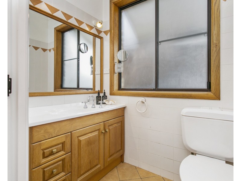 20 Abbott Road, North Curl Curl NSW 2099