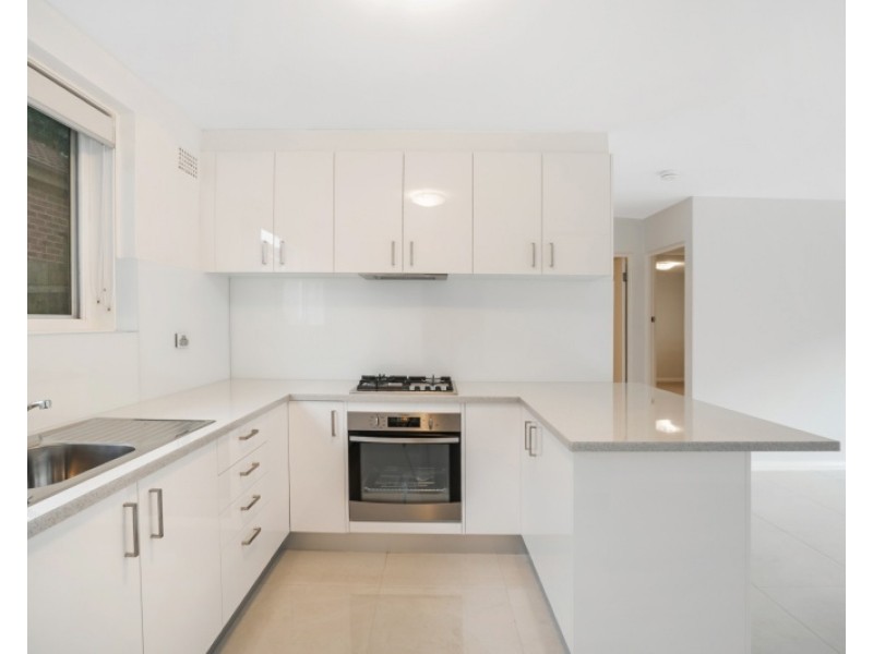 3/26 Kooloora Avenue, Freshwater NSW 2096