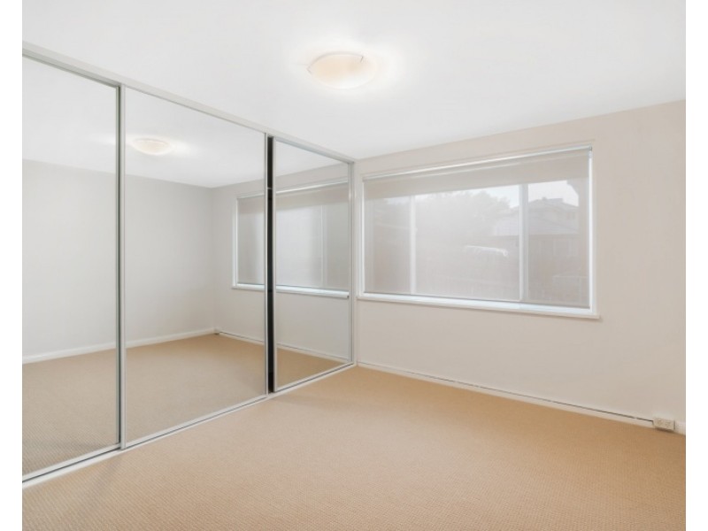 3/26 Kooloora Avenue, Freshwater NSW 2096