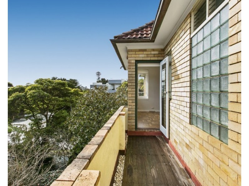 9/84A Darley Road, Manly NSW 2095