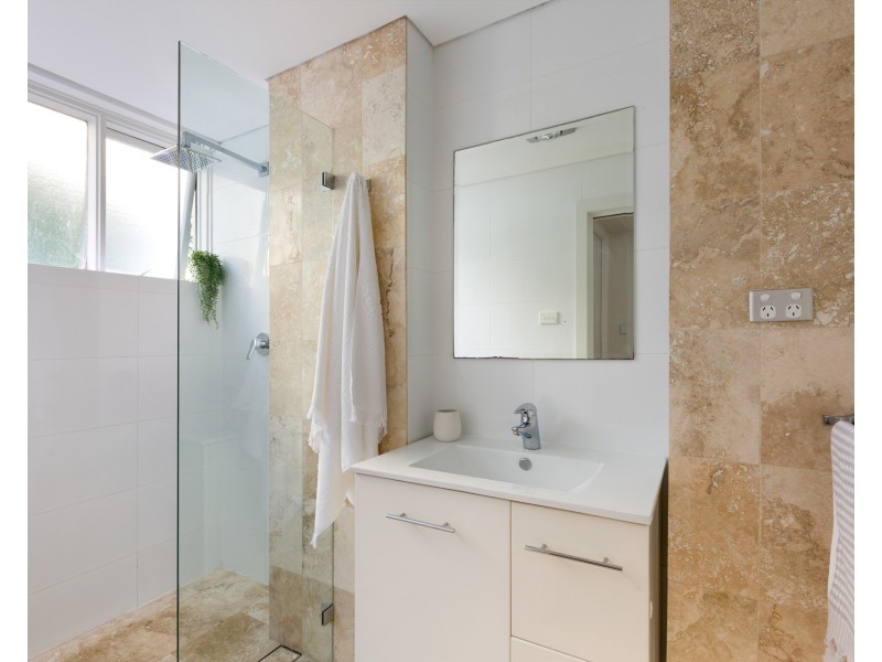 1/16 Moore Road, Freshwater NSW 2096