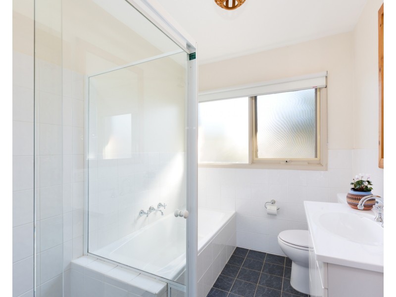 17 Fitzroy Road, Cromer NSW 2099