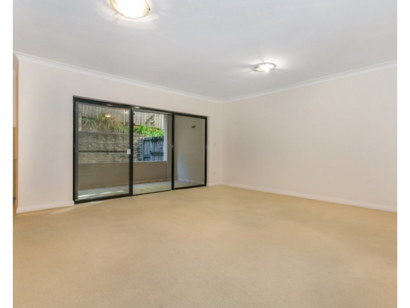 21/11 Sturdee Parade, Dee Why NSW 2099