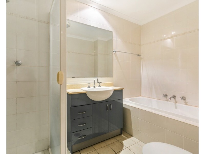 21/11 Sturdee Parade, Dee Why NSW 2099