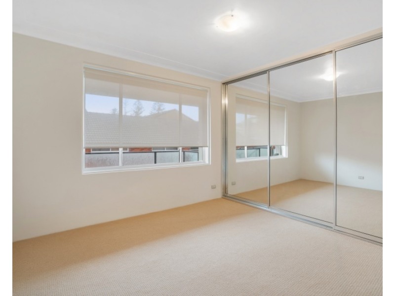 5/26 Kooloora Avenue, Freshwater NSW 2096