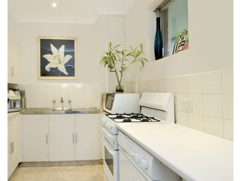6/10 Campbell Parade, Manly Vale NSW 2093