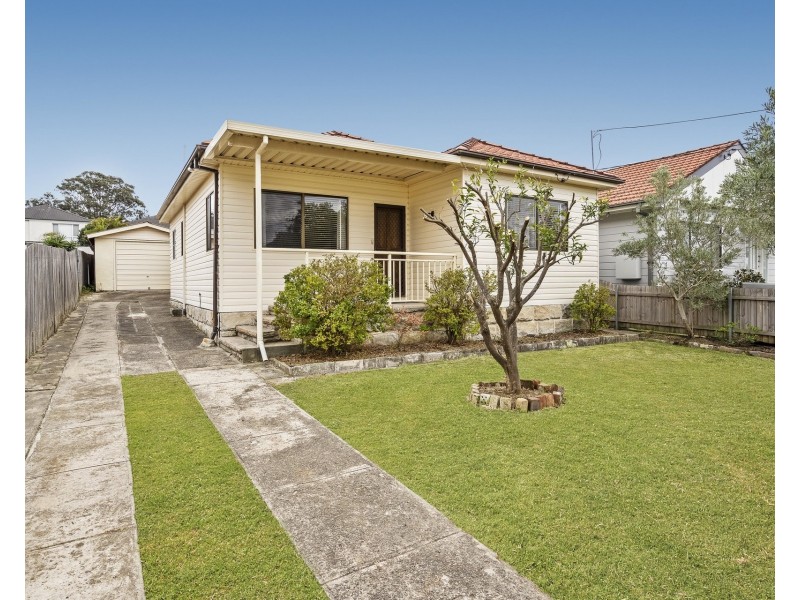 12 Nimbey Avenue, Narraweena NSW 2099