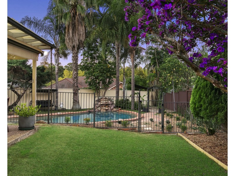 9 Wychwood Place, Castle Hill NSW 2154