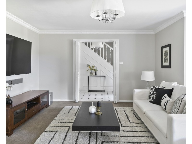 9 Wychwood Place, Castle Hill NSW 2154