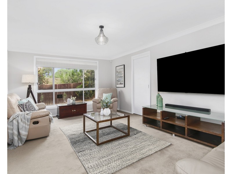 9 Wychwood Place, Castle Hill NSW 2154