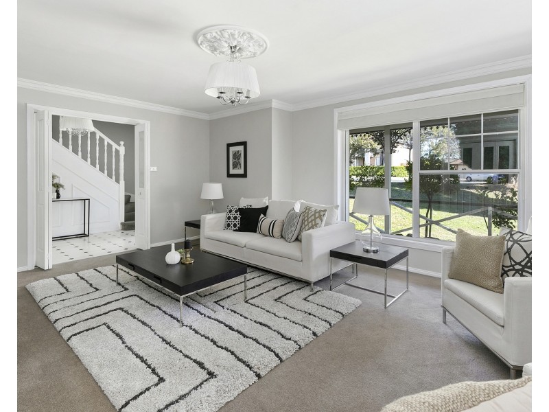 9 Wychwood Place, Castle Hill NSW 2154