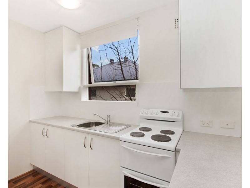 4/27  La Perouse Street, Fairlight NSW 2094