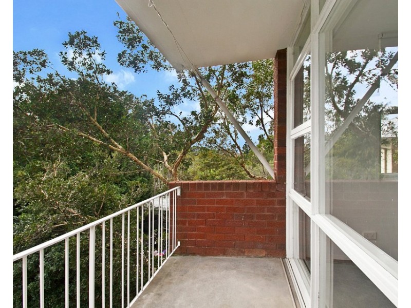 4/27  La Perouse Street, Fairlight NSW 2094