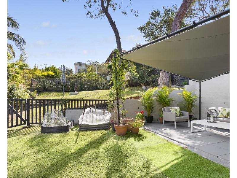 16 Ogilvy Road, Clontarf NSW 2093