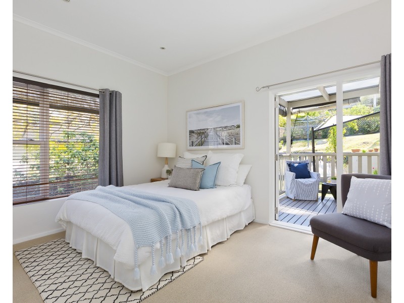 16 Ogilvy Road, Clontarf NSW 2093