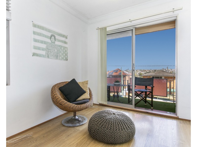 1/113 Queenscliff Road, Queenscliff NSW 2096