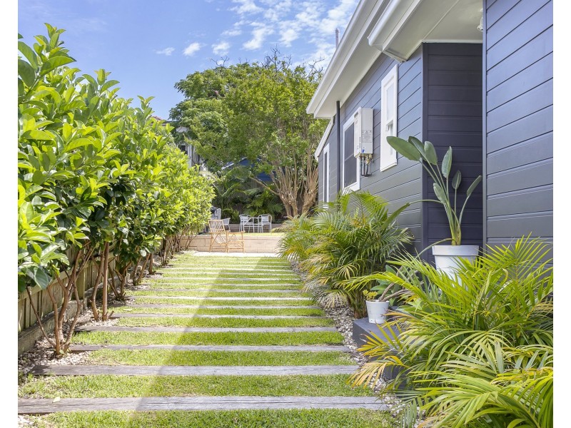 14 Laurie Road, Manly Vale NSW 2093