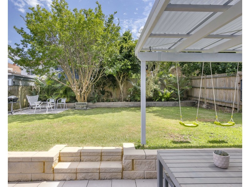 14 Laurie Road, Manly Vale NSW 2093