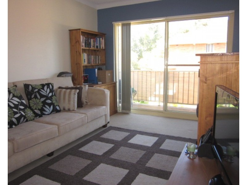 13/7  Fairway Close, Manly Vale NSW 2093