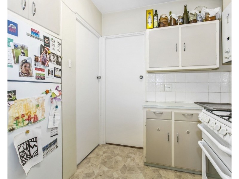 9/8  Campbell Parade, Manly Vale NSW 2093