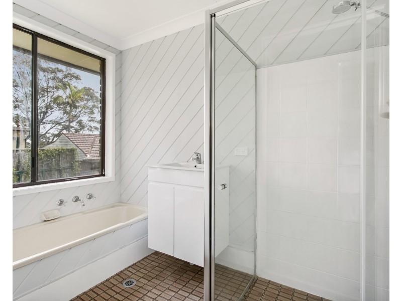 11a Berith Street, Wheeler Heights NSW 2097