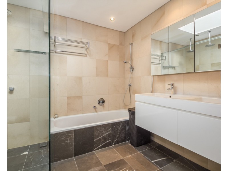 9 Ennerdale Crescent, Wheeler Heights NSW 2097