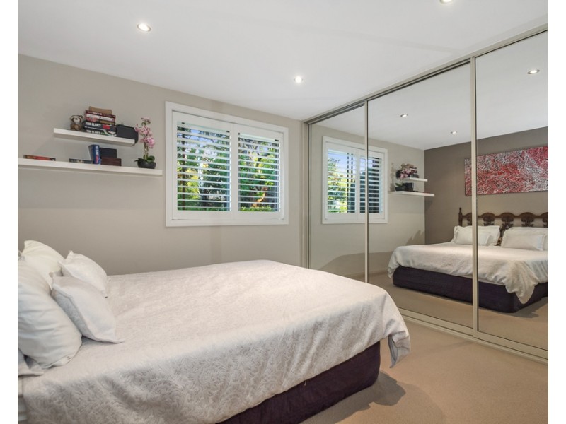 9 Ennerdale Crescent, Wheeler Heights NSW 2097