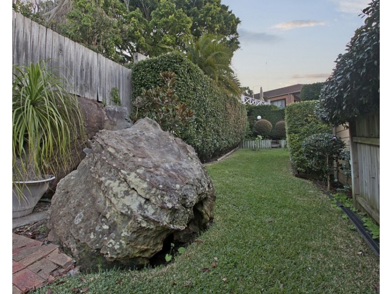 23A Farnell Street, Curl Curl NSW 2096