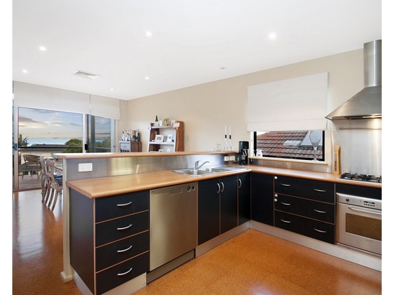 23A Farnell Street, Curl Curl NSW 2096