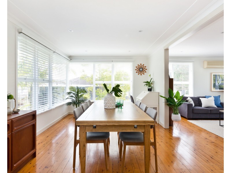 4 Kirkstone Road, Wheeler Heights NSW 2097