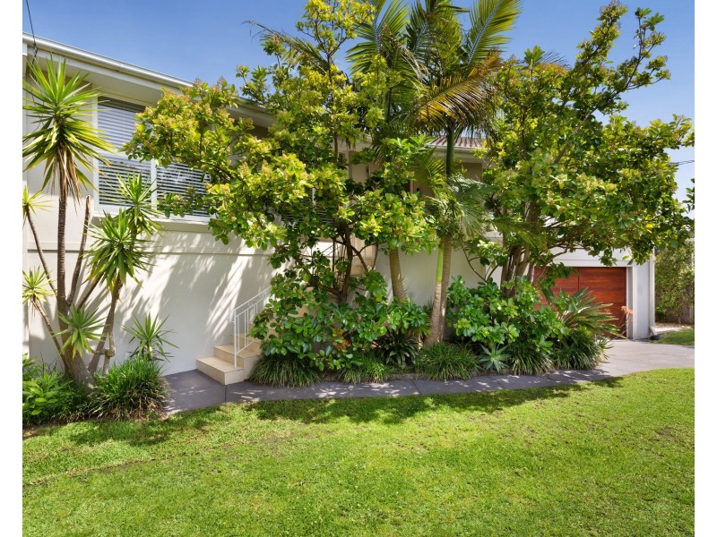 4 Kirkstone Road, Wheeler Heights NSW 2097