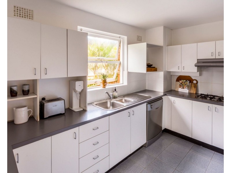 2/2 Nield Avenue, Balgowlah NSW 2093