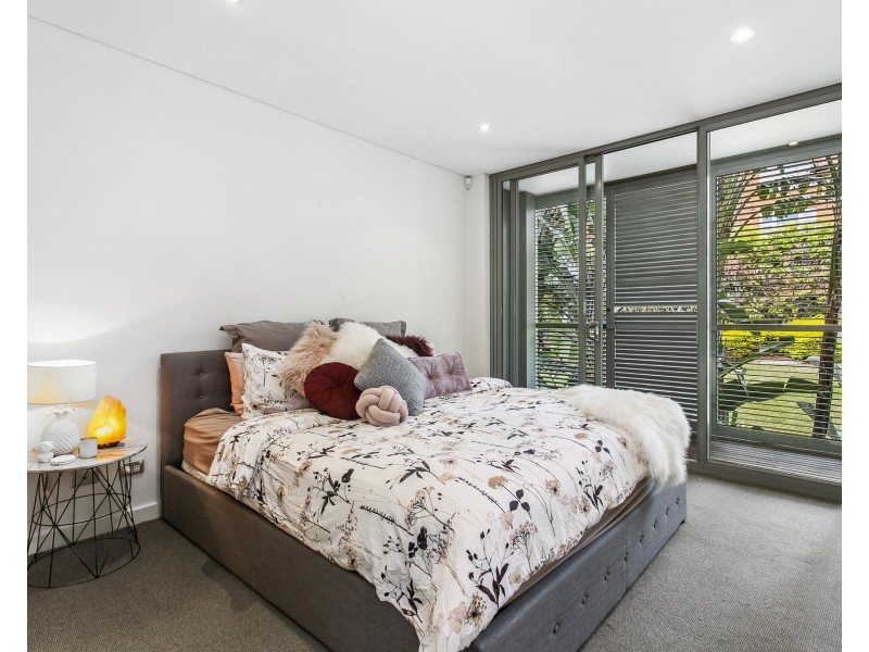 33/2a Campbell Parade, Manly Vale NSW 2093