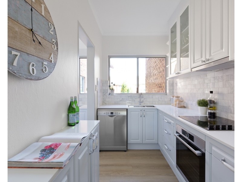 10/30-34 Kooloora Avenue, Freshwater NSW 2096