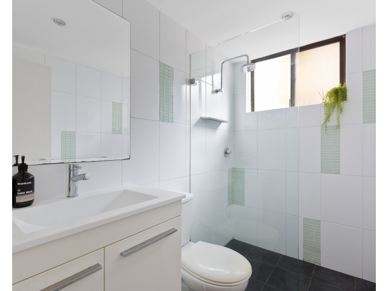 2/24 Jenkins Street, Collaroy NSW 2097