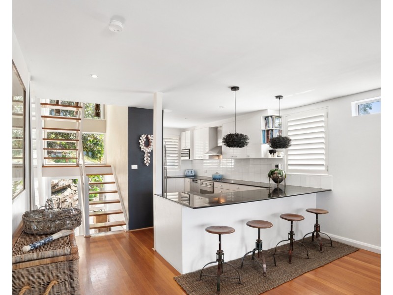 32 Ogilvy Road, Clontarf NSW 2093