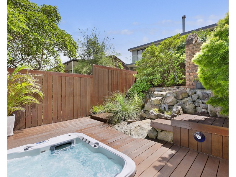 12 Cootamundra Drive, Allambie Heights NSW 2100