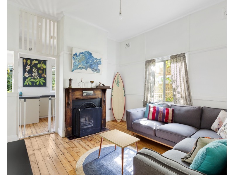 31 Surfers Parade, Freshwater NSW 2096