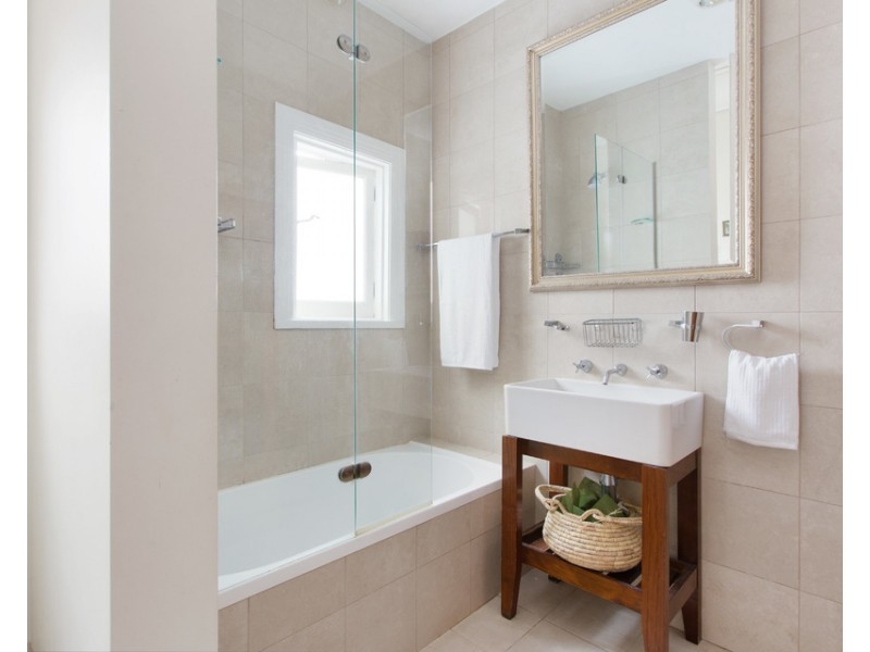 2/27 Griffiths Street, Fairlight NSW 2094