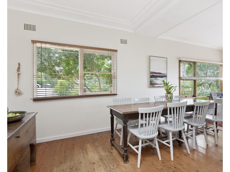 8 Cambridge Avenue, Narraweena NSW 2099