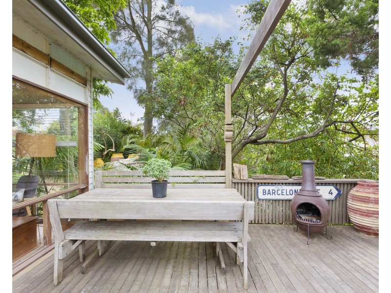 8 Cambridge Avenue, Narraweena NSW 2099