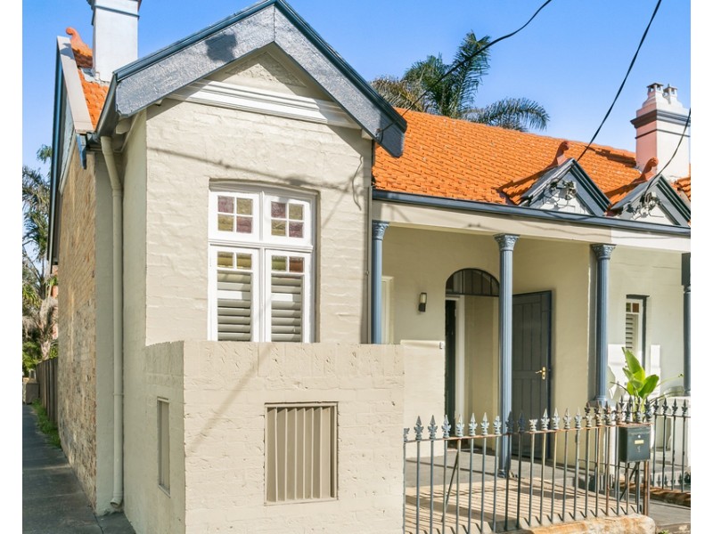1 Steinton Street, Manly NSW 2095