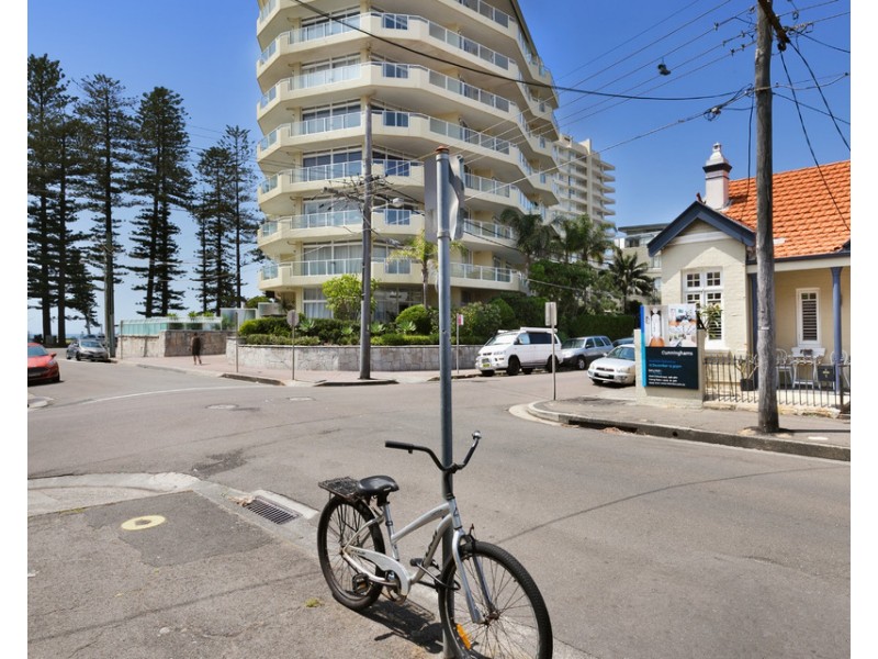 1 Steinton Street, Manly NSW 2095